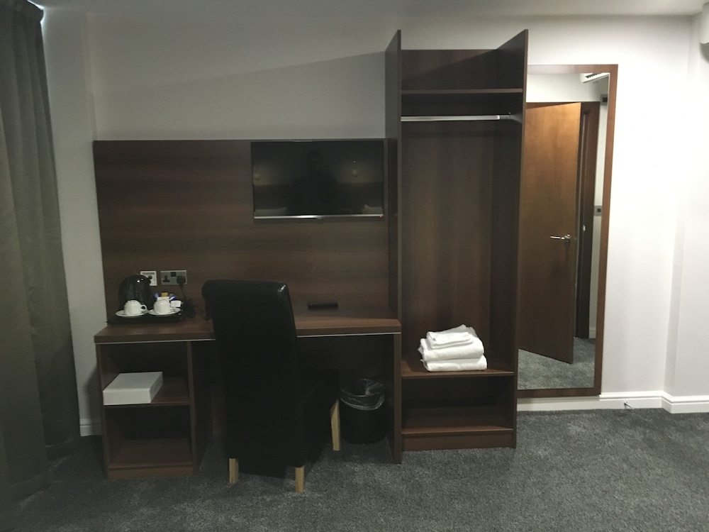 Standard Twin Room photo 2