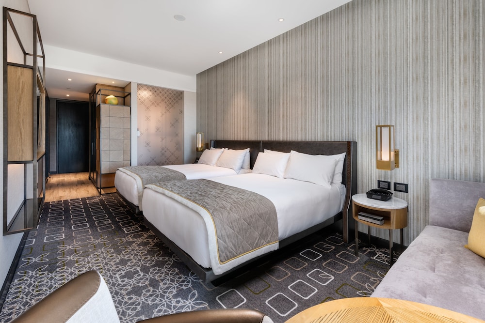 Premium Room, 2 Double Beds, Club Lounge Access, City View