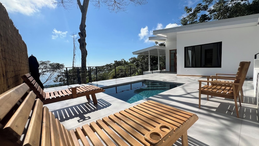 2bdr Luxury Villa in Uvita OROPENDOLA | Private Pool