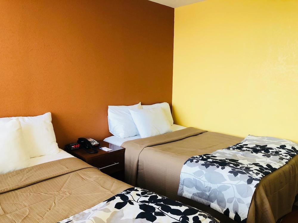 Double Room, 2 Double Beds, Non Smoking - Photo 12