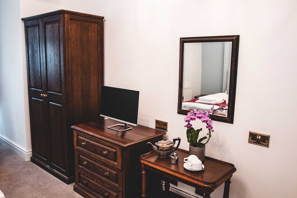 Family Room - Photo 1