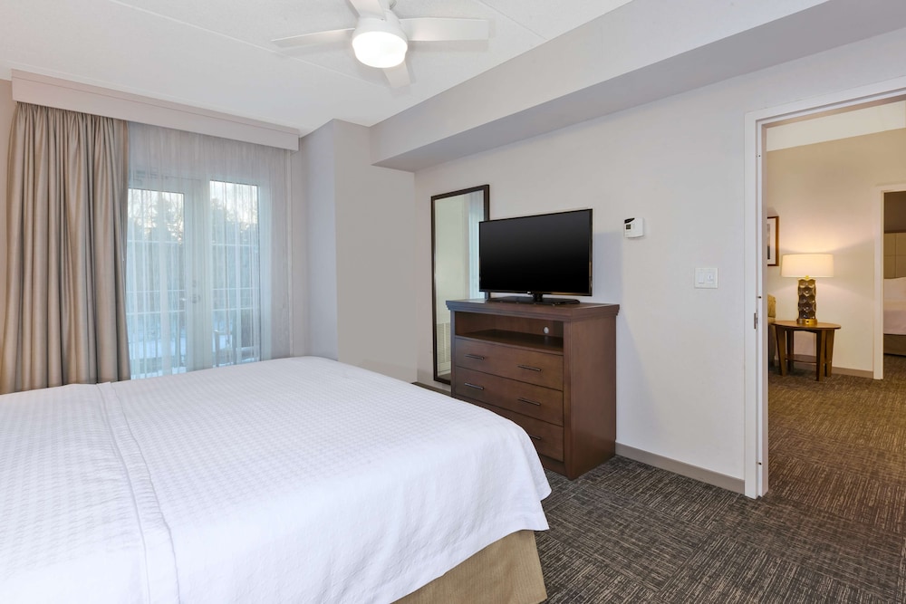 Room, 2 Bedrooms, Accessible, Balcony (Hearing)