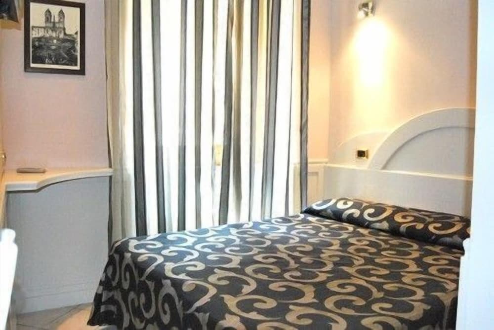 Superior Double Room - Photo 2