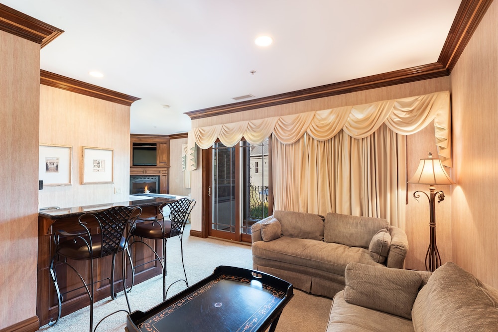 FELIZ SUITE - Room 203 photo 1