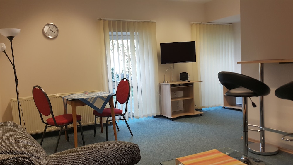 Suite, 1 Bedroom photo 2