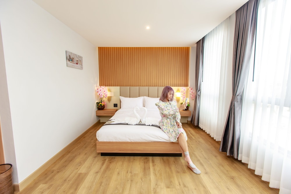 Deluxe Double Room - Photo 1