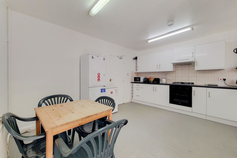 Standard Single Room, Ensuite (Grendon Room 4) photo 3