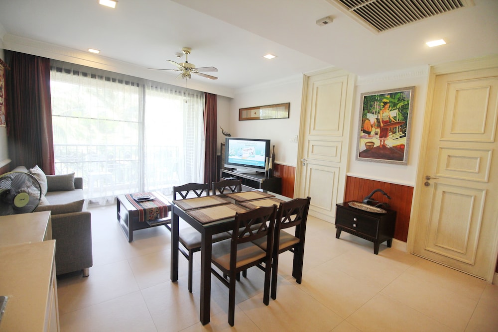 Exclusive Room, 1 Bedroom, Kitchenette, City View