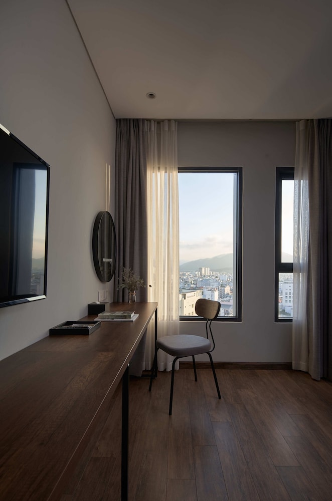 Deluxe Double or Twin Room, City View - Photo 6