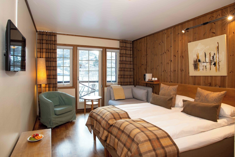 Twin or Triple Room with Balcony photo 2