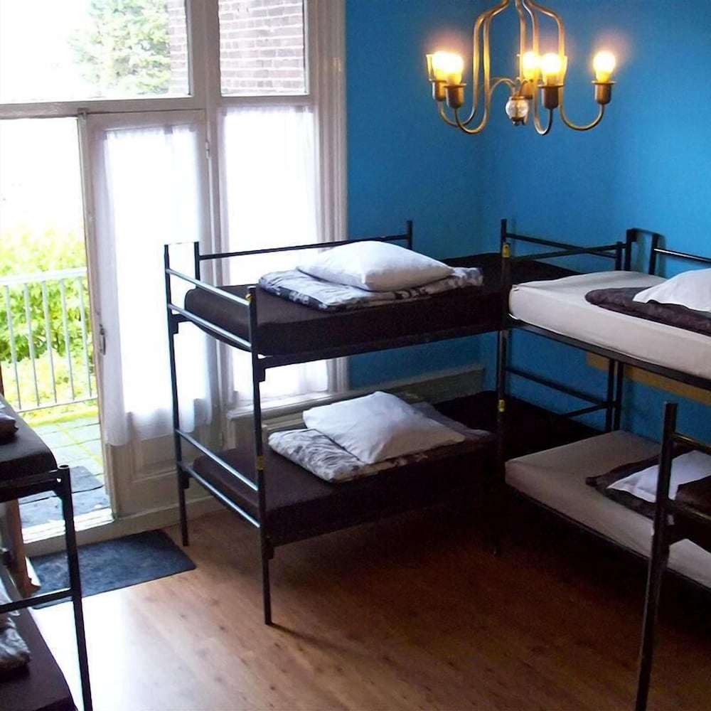 Shared Dormitory, Mixed Dorm, Ensuite (10 persons) photo 1