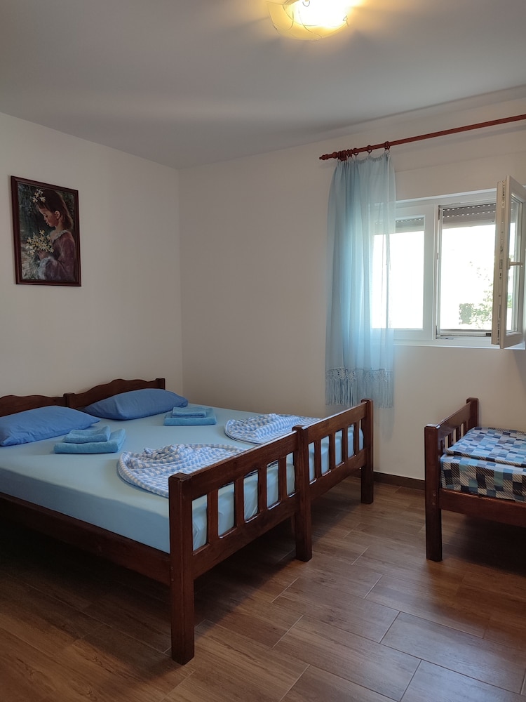 Economy Apartment