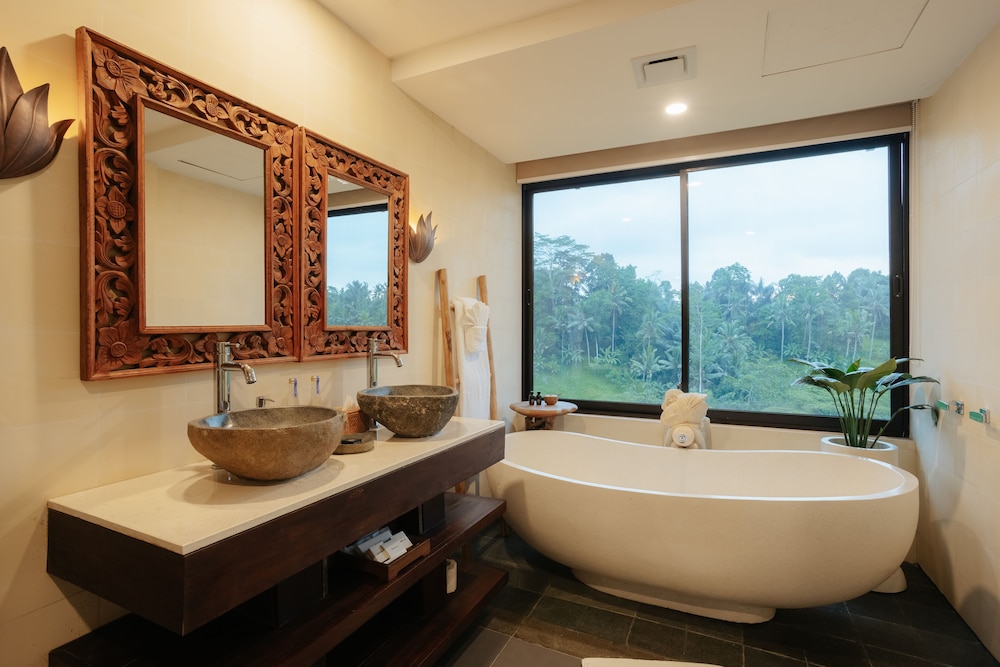 Venya Suite - Photo 10