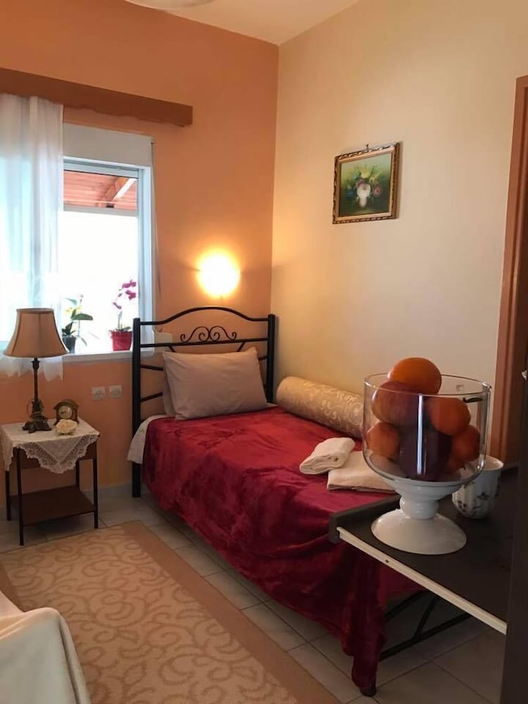 Double or Twin Room photo 3