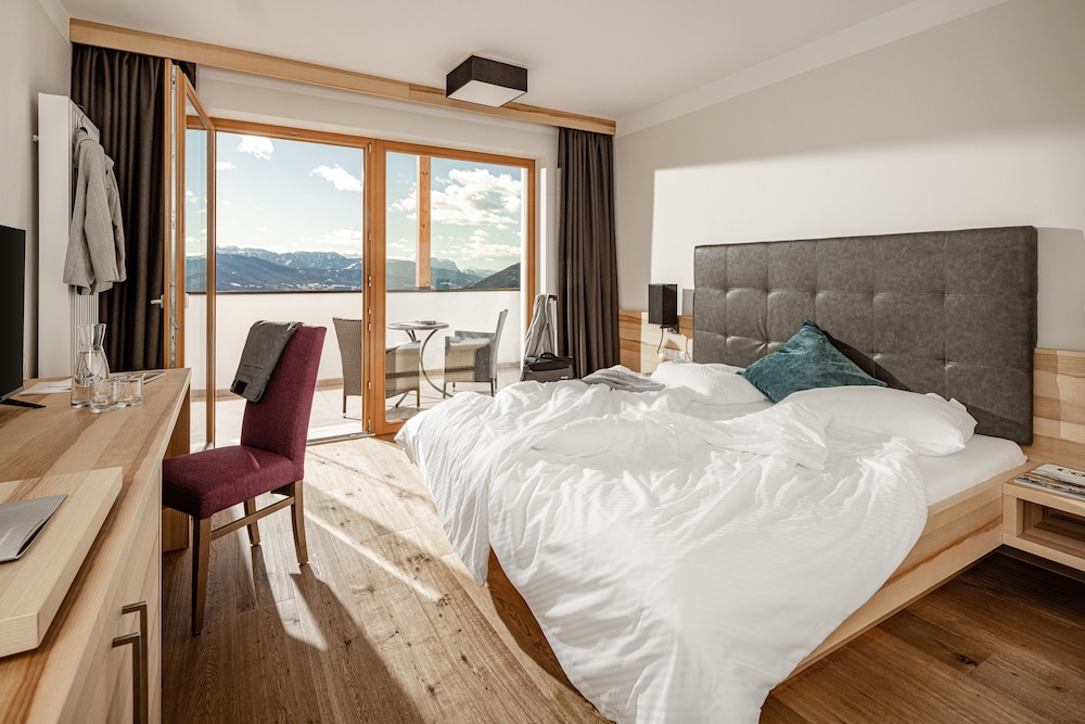 Comfort Room (Alps View) photo 1