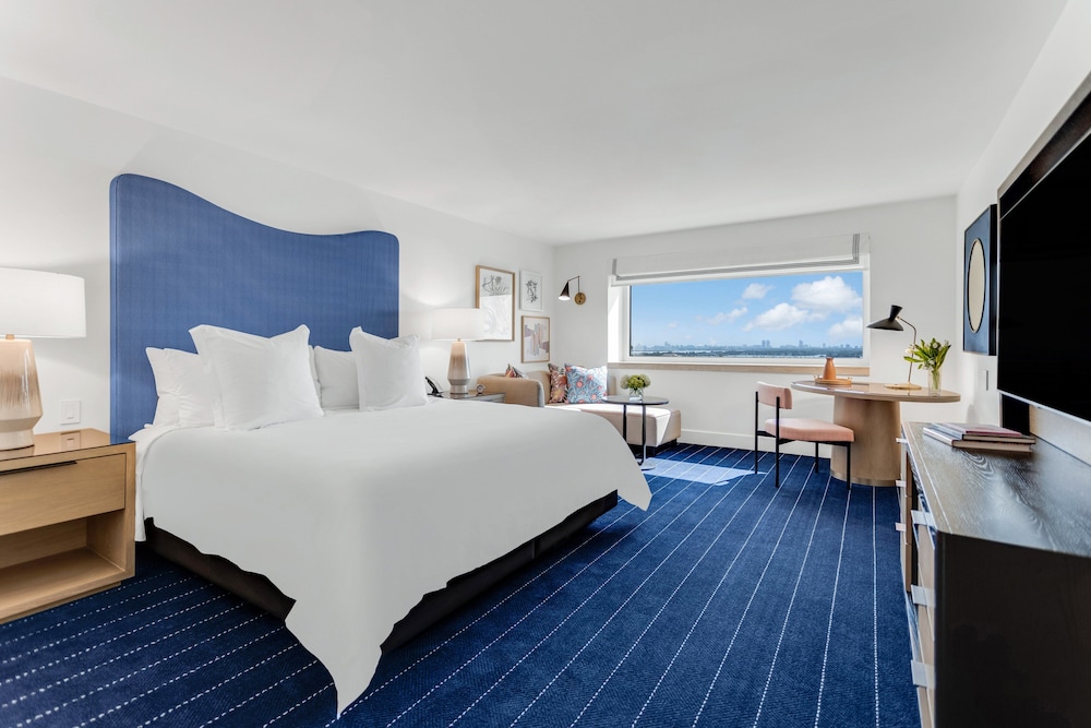 Room, 1 King Bed, Accessible (Mobility)