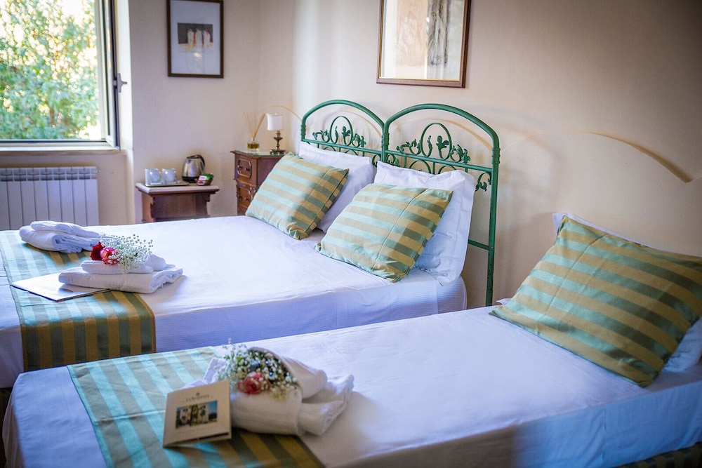 Triple Room (Mela) photo 1