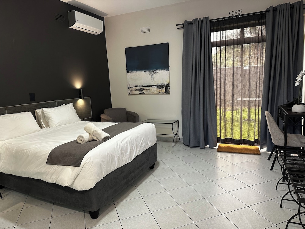 Executive Double Room - Photo 3