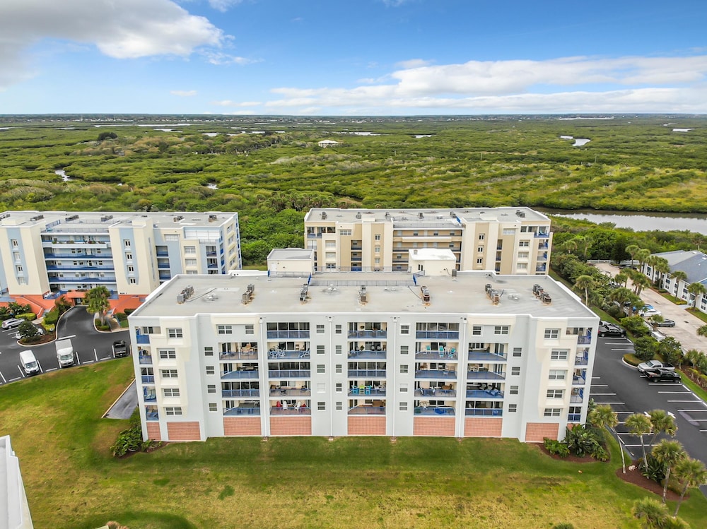 Delightful Modern Coastal Themed 3 2 Condo in Oceanwalk Ow3-303, Bild 10