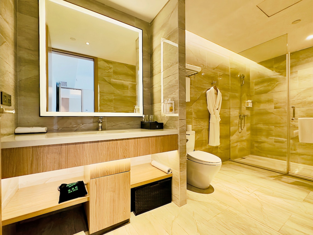 Suite, 1 Bedroom (High Floor) photo 2