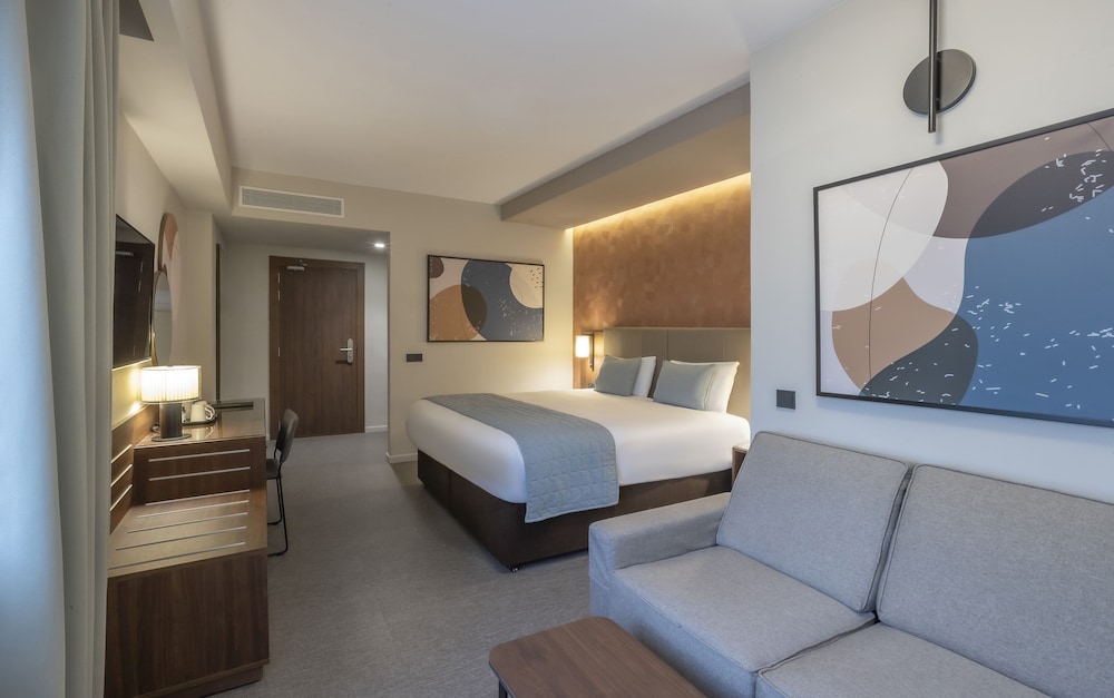 Deluxe Superior King with Terrace photo 2