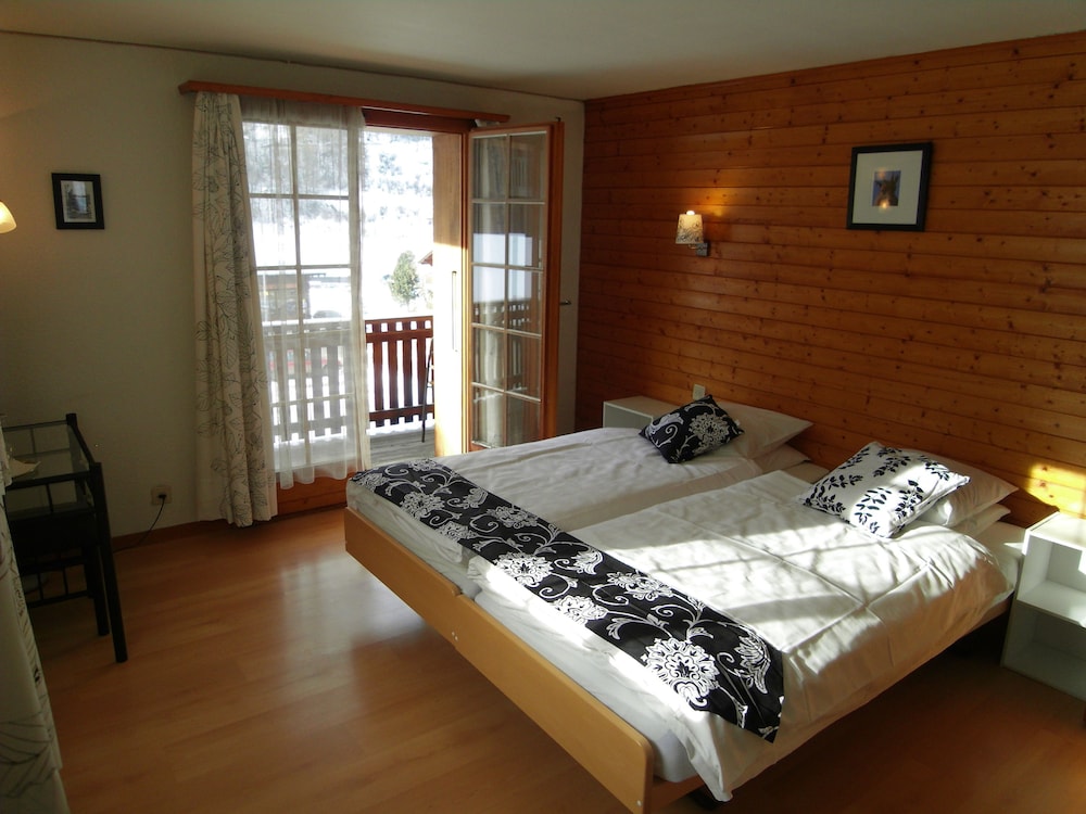 Triple Room, Non Smoking, Mountain View photo 2