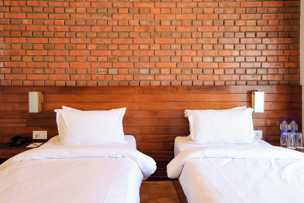 Deluxe Double or Twin Room, Balcony
