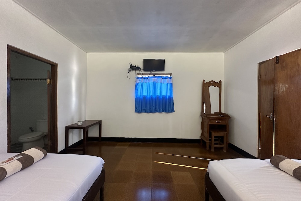 Deluxe Twin Room photo 2