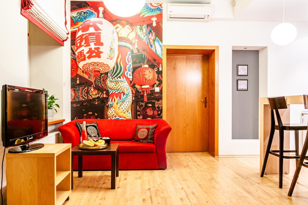 Apartment photo 1