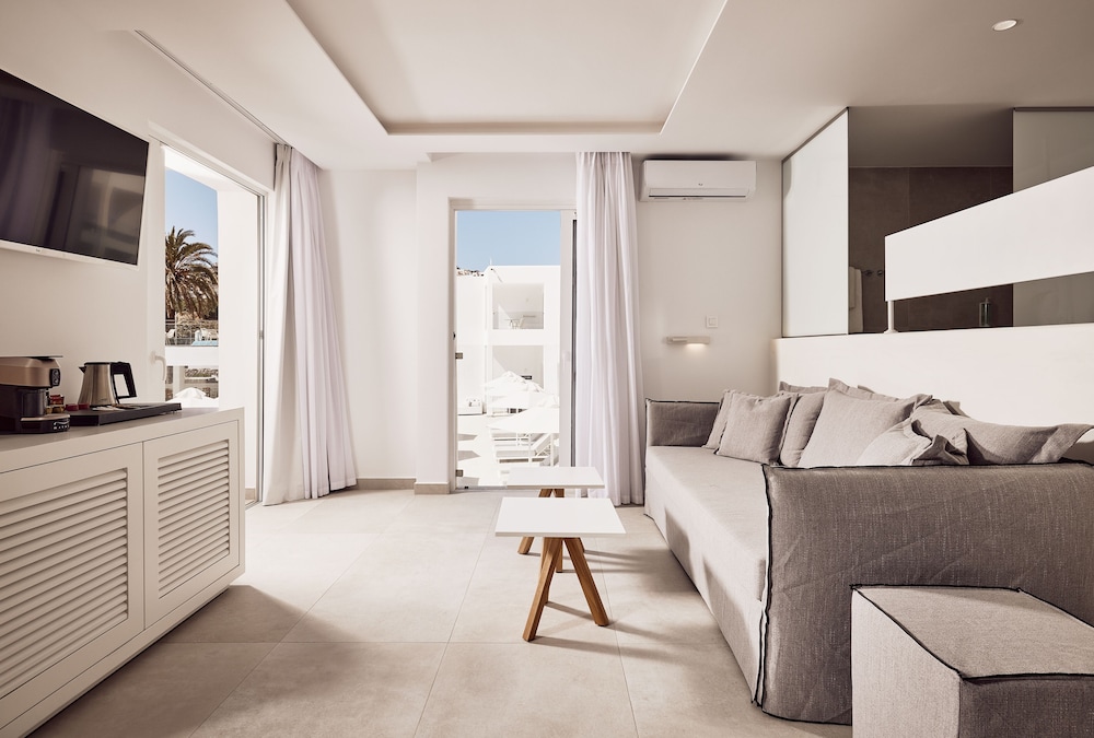 Junior Suite, Garden View photo 2