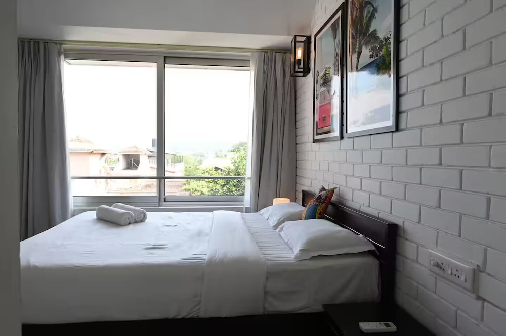 Superior Apartment, Pool View photo 3