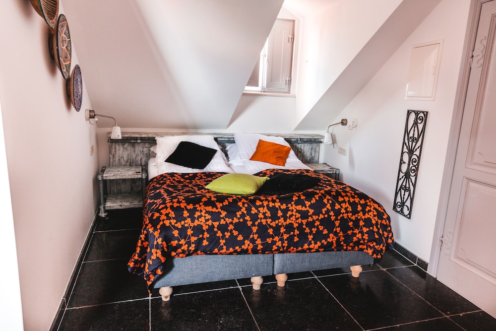 Family Apartment, City View