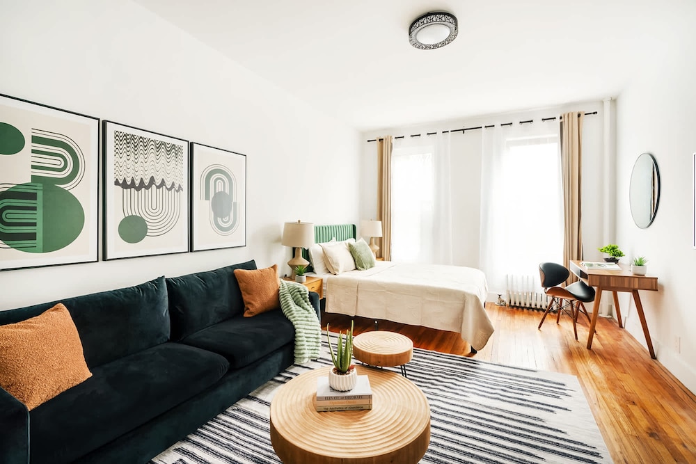 Apartment photo 2