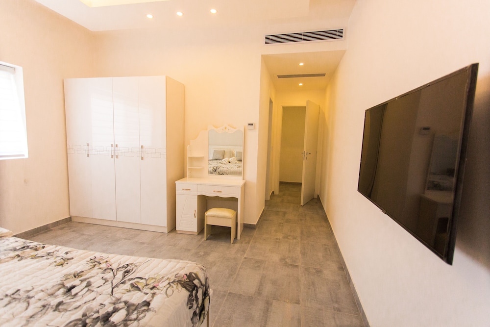 Exclusive Apartment, 2 Bedrooms, Ensuite - Photo 17