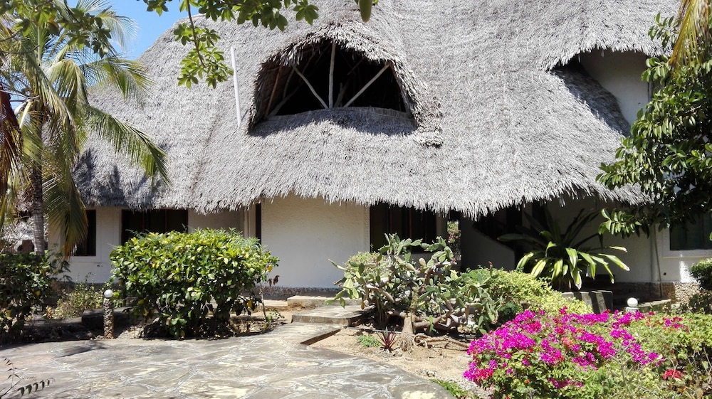 Design Villa, 3 Bedrooms, Pool View photo 3