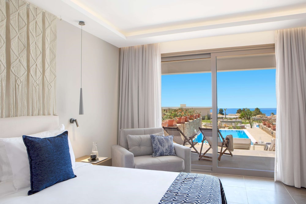 Executive Bungalow, Private Pool, Sea View - Photo 1