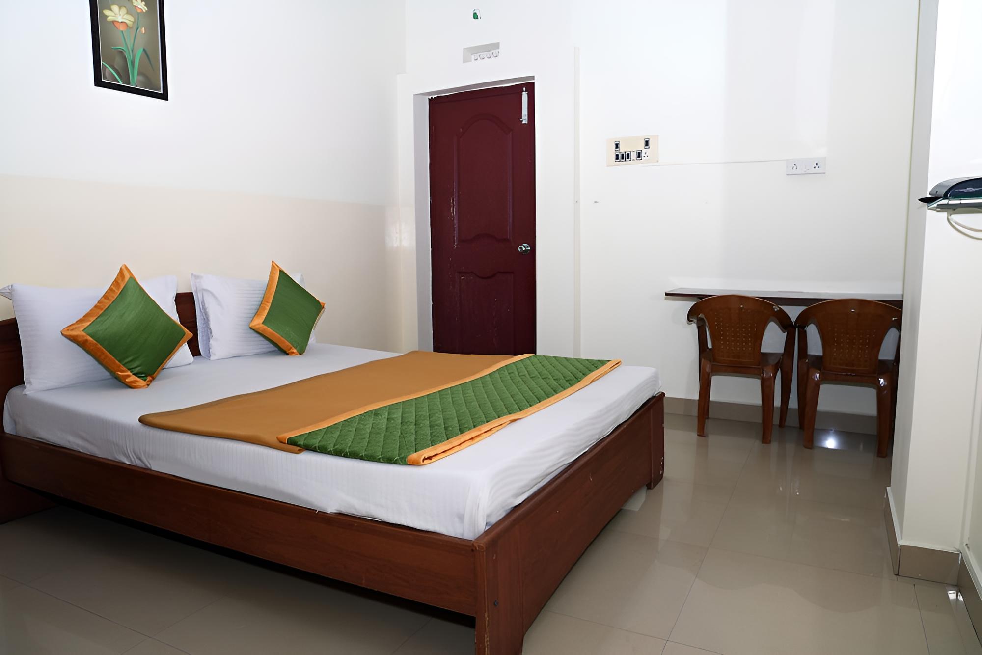 Deluxe Double Room - Photo 1
