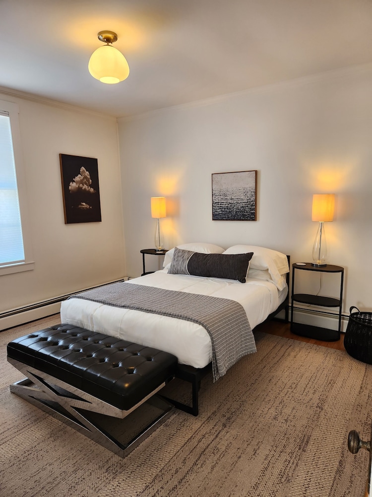 Luxury Apartment, 2 Bedrooms, Refrigerator & Microwave, Partial Ocean View photo 1