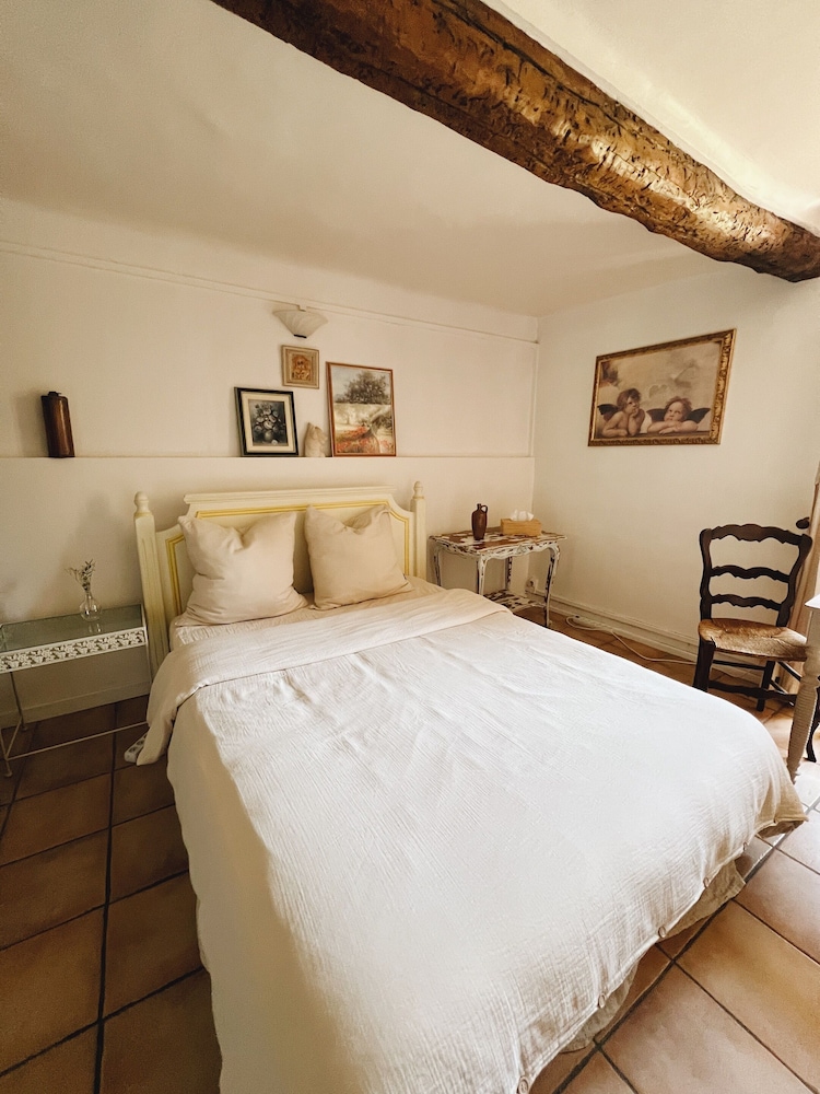 Triple Room, Private Bathroom photo 2