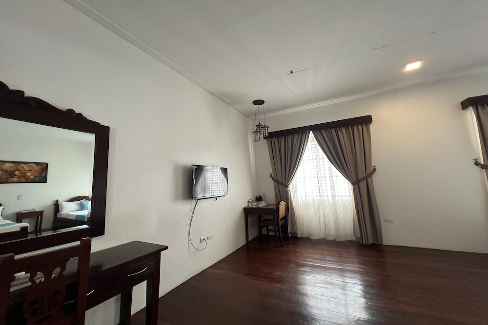 Twin Room - Photo 4