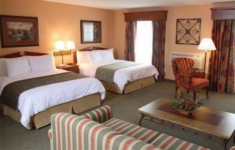 Standard Room, 1 King Bed, Non Smoking photo 2