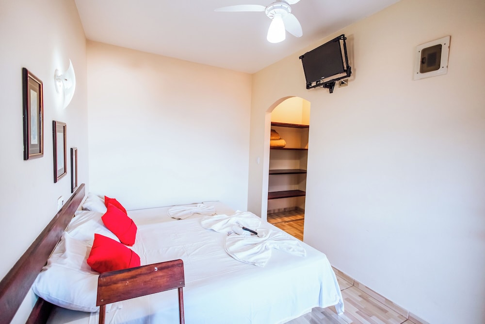 Standard Room photo 2