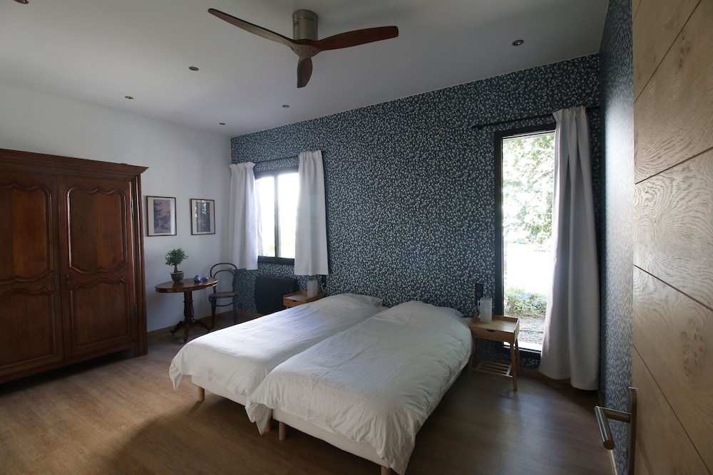 Classic Double or Twin Room - Photo 4