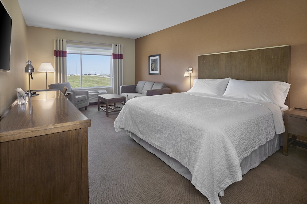 Deluxe Room, 1 King Bed with Sofa bed photo 1