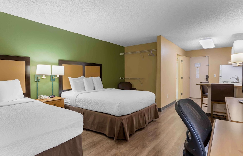 Studio, 2 Queen Beds, Non Smoking - Photo 4