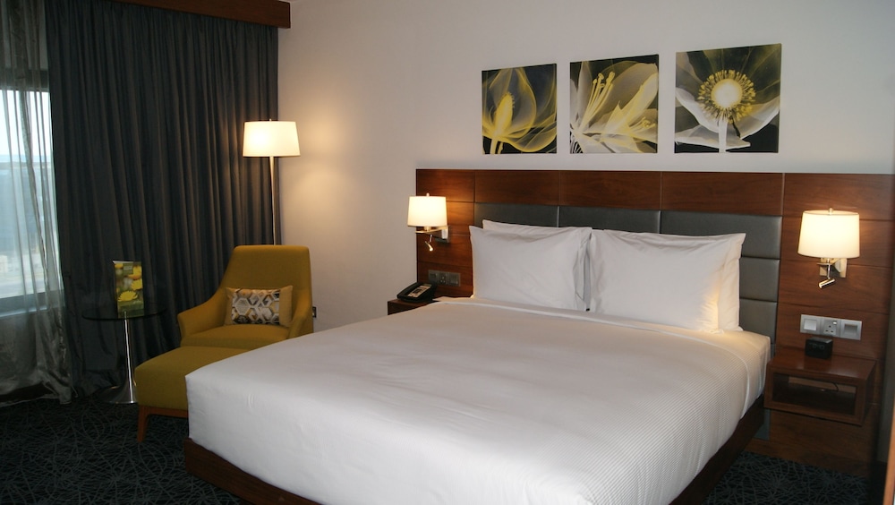 Room with Super King Size Bed 180x230cm