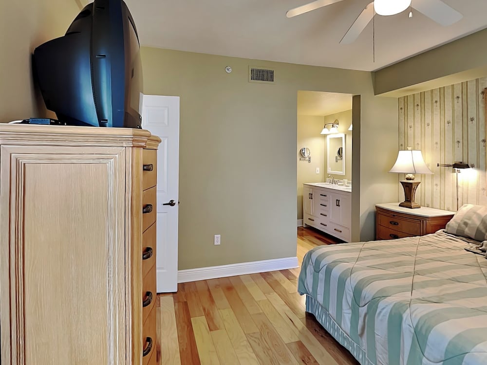Condo, Multiple Beds, Lanai (#403-4 - No Pets Allowed)