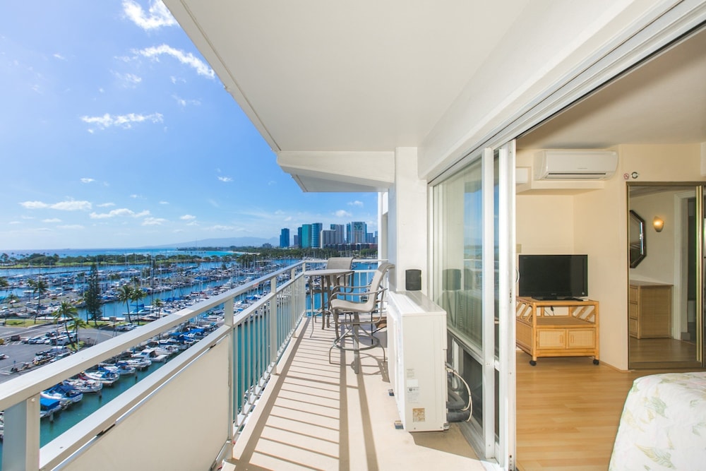Ilikai Tower 943 Condo - Walk to the Beach, Shops & Restaurants! by RedAwning: Condo, 2 Bedrooms photo