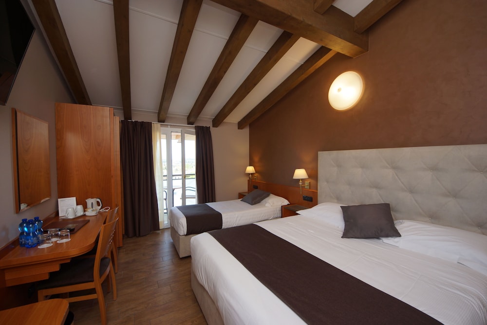 Triple Room - Photo 3
