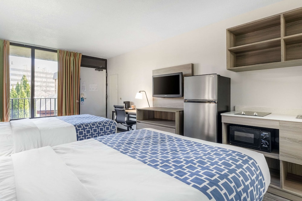Room, 2 Double Beds, Accessible, Non Smoking (Efficiency) - Photo 5